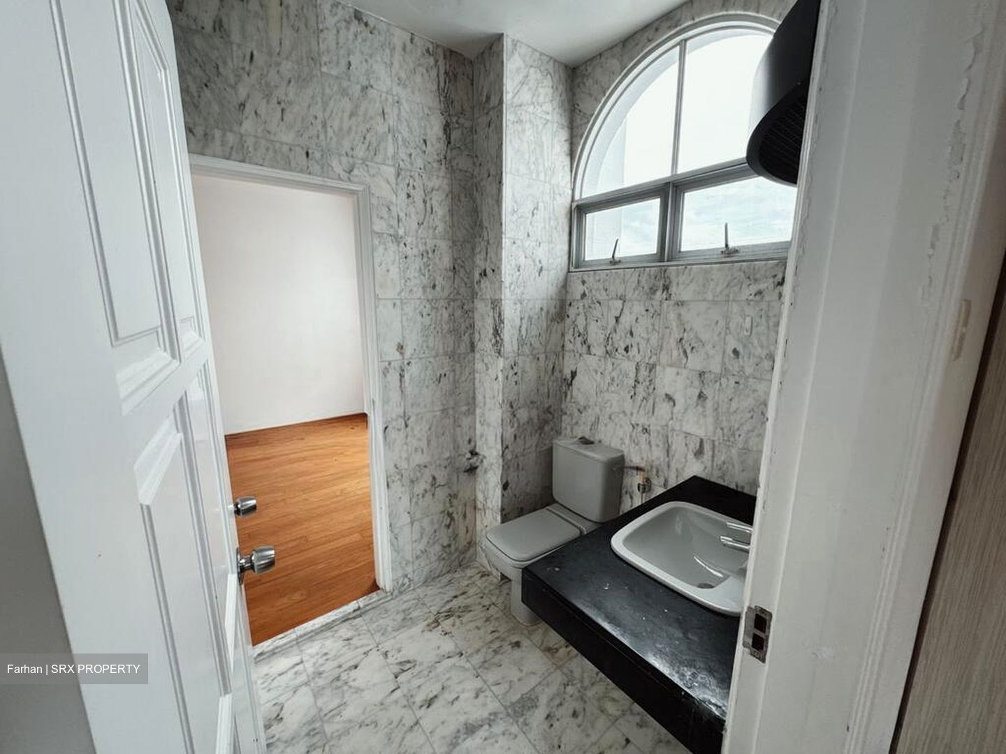 East Coast Hill (D16), Semi-Detached #504073241